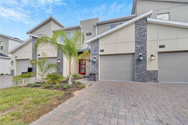 8889 CABOT CLIFFS DR #104, Davenport, FL 33896