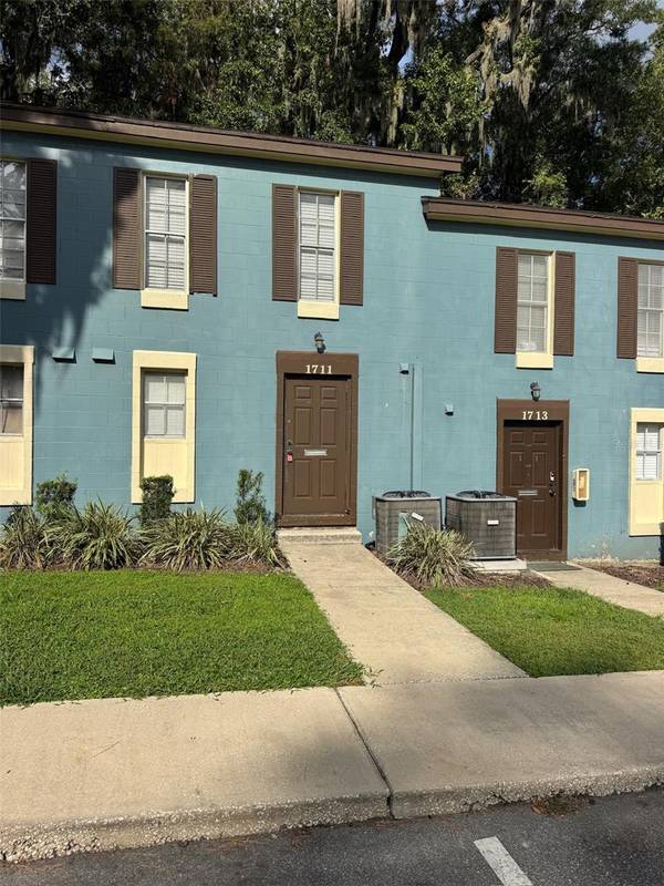 1711-1711 NE 2ND ST, Ocala, FL 34470
