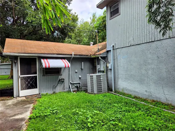 8815 S HICKORY LN, Riverview, FL 33578