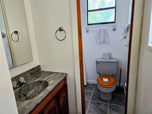 8815 S HICKORY LN, Riverview, FL 33578