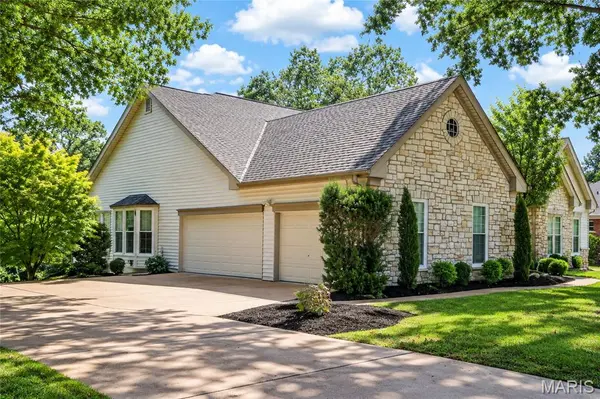 17711 Birch Leaf CT, Chesterfield, MO 63005