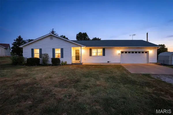 7 Redbud CT, Desloge, MO 63601
