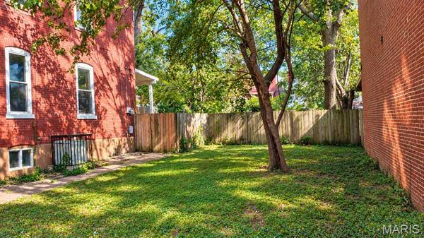 3424 Minnesota, St Louis, MO 63118