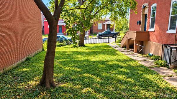 3424 Minnesota, St Louis, MO 63118