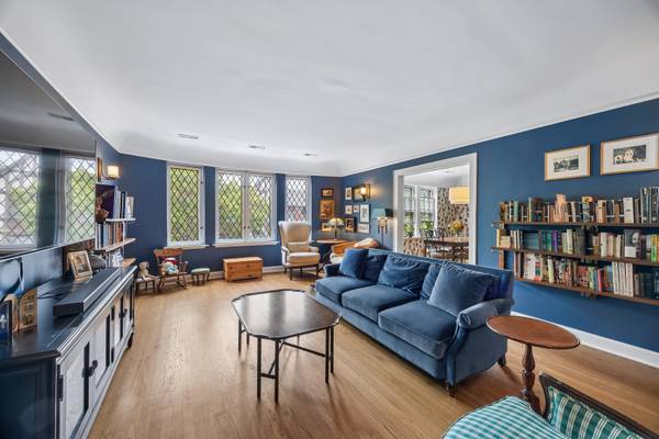 1130 WASHINGTON BLVD #3A, Oak Park, IL 60302
