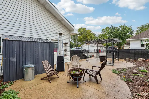 510 E Main ST, Waterford, WI 53185
