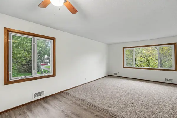 4647 Penkwe WAY, Eagan, MN 55122