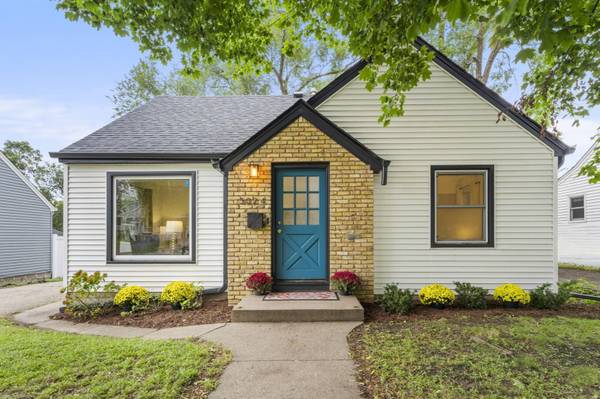 3024 Texas AVE S, Saint Louis Park, MN 55426