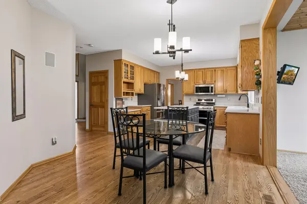14841 Langdon PL, Eden Prairie, MN 55347