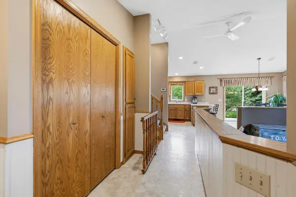 2905 127th CIR NW, Coon Rapids, MN 55448