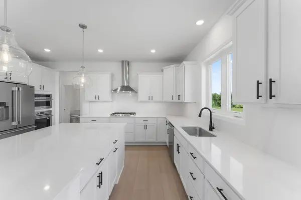 1084 Aster BLVD, Rosemount, MN 55068