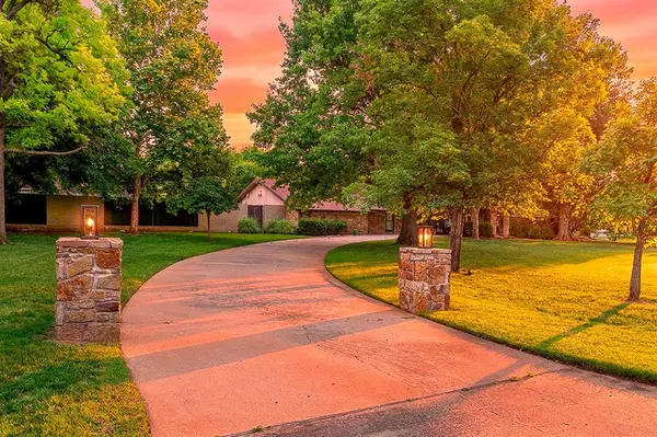 1400 Pranter LN, Edmond, OK 73013
