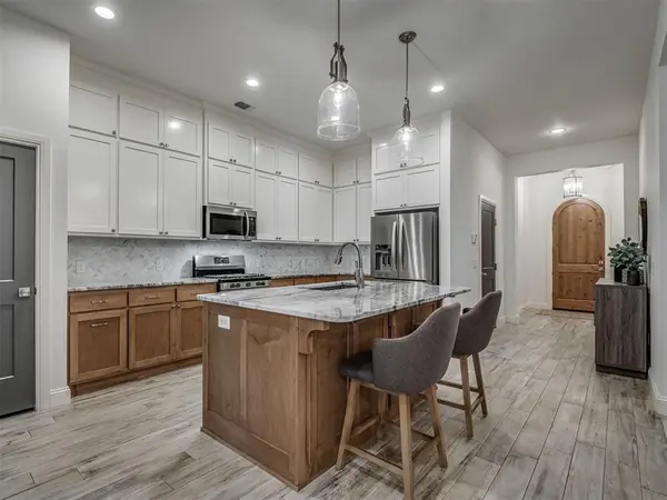 2400 NW 179th TER, Edmond, OK 73012