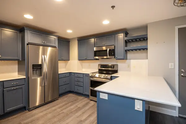 400 N RICHMOND ST #301, Appleton, WI 54911