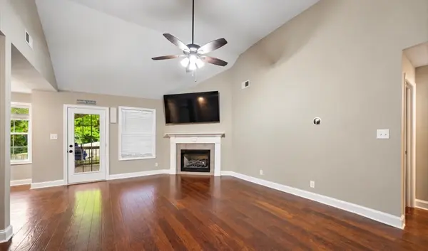 1132 Racker Dr, Clarksville, TN 37043