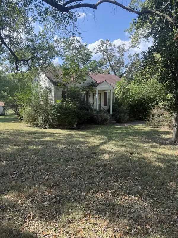 911 Craig St, Gallatin, TN 37066