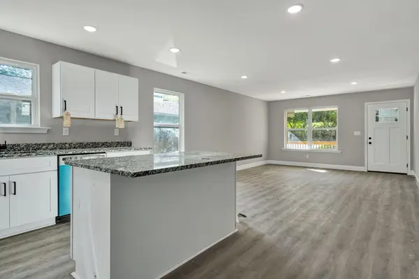 1012 Tunnel Boulevard, Chattanooga, TN 37411