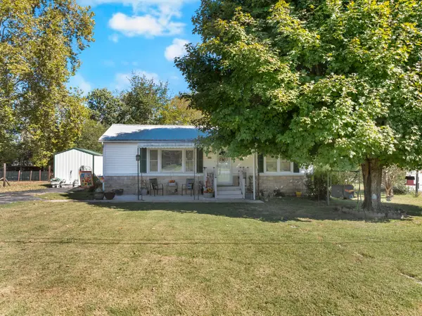 105 Wells St, Estill Springs, TN 37330