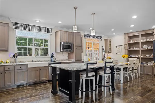 3469 Gillespie Ln, Columbia, TN 38401