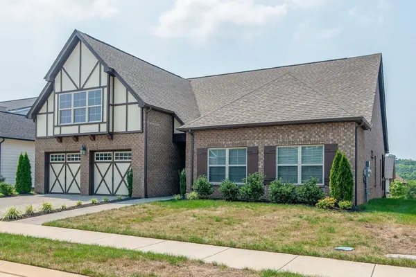 730 Canter Ln, Hendersonville, TN 37075
