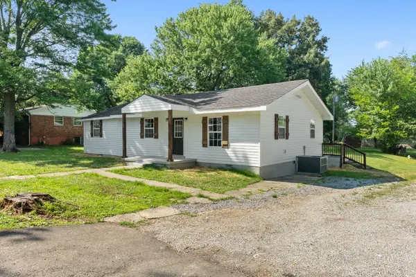 406 Weaver Ln, Springfield, TN 37172