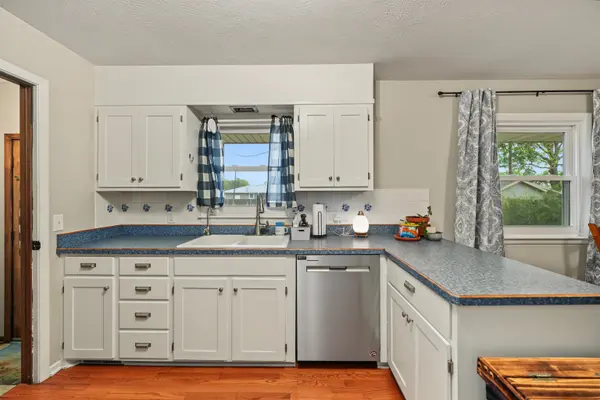 2213 Mayfair Dr., Salina, KS 67401