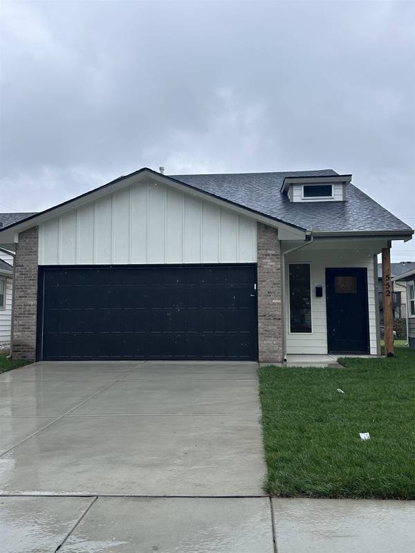 552 N Dellrose Ave, Wichita, KS 67208