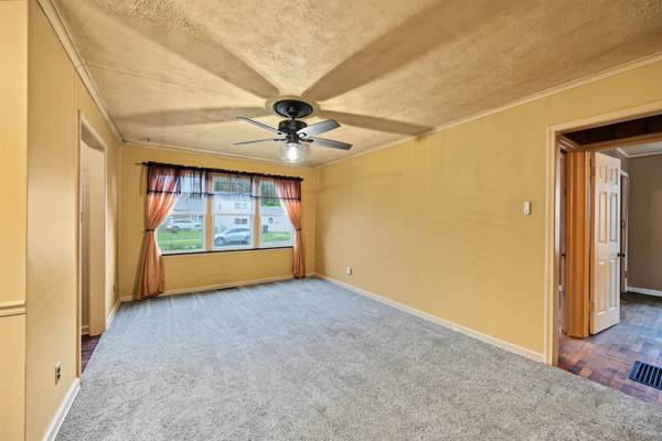 529 Franklin St., Salina, KS 67401