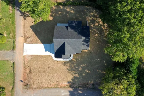 210 Lakeview DR, Cowpens, SC 29368
