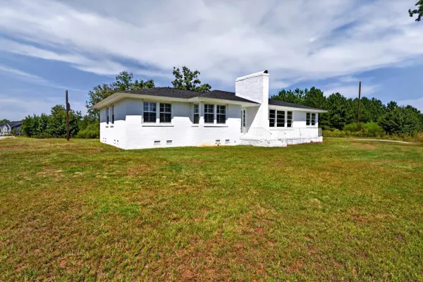 1586 Skylyn DR, Spartanburg, SC 29307