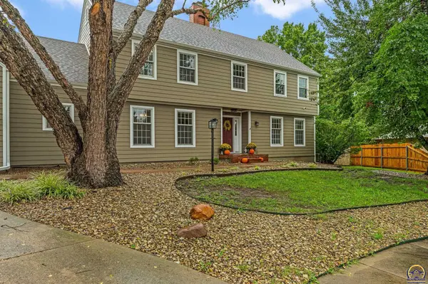 6027 SW 36th ST, Topeka, KS 66614