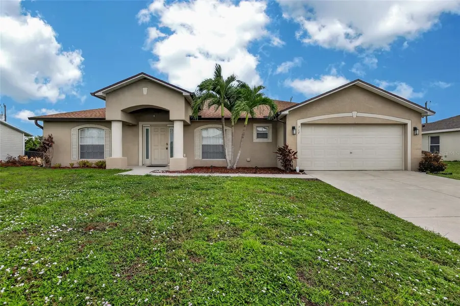 317 NE 9TH TER, Cape Coral, FL 33909