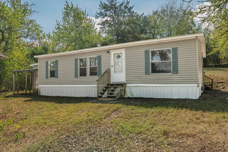 371 Old Mulberry Rd, Fayetteville, TN 37334