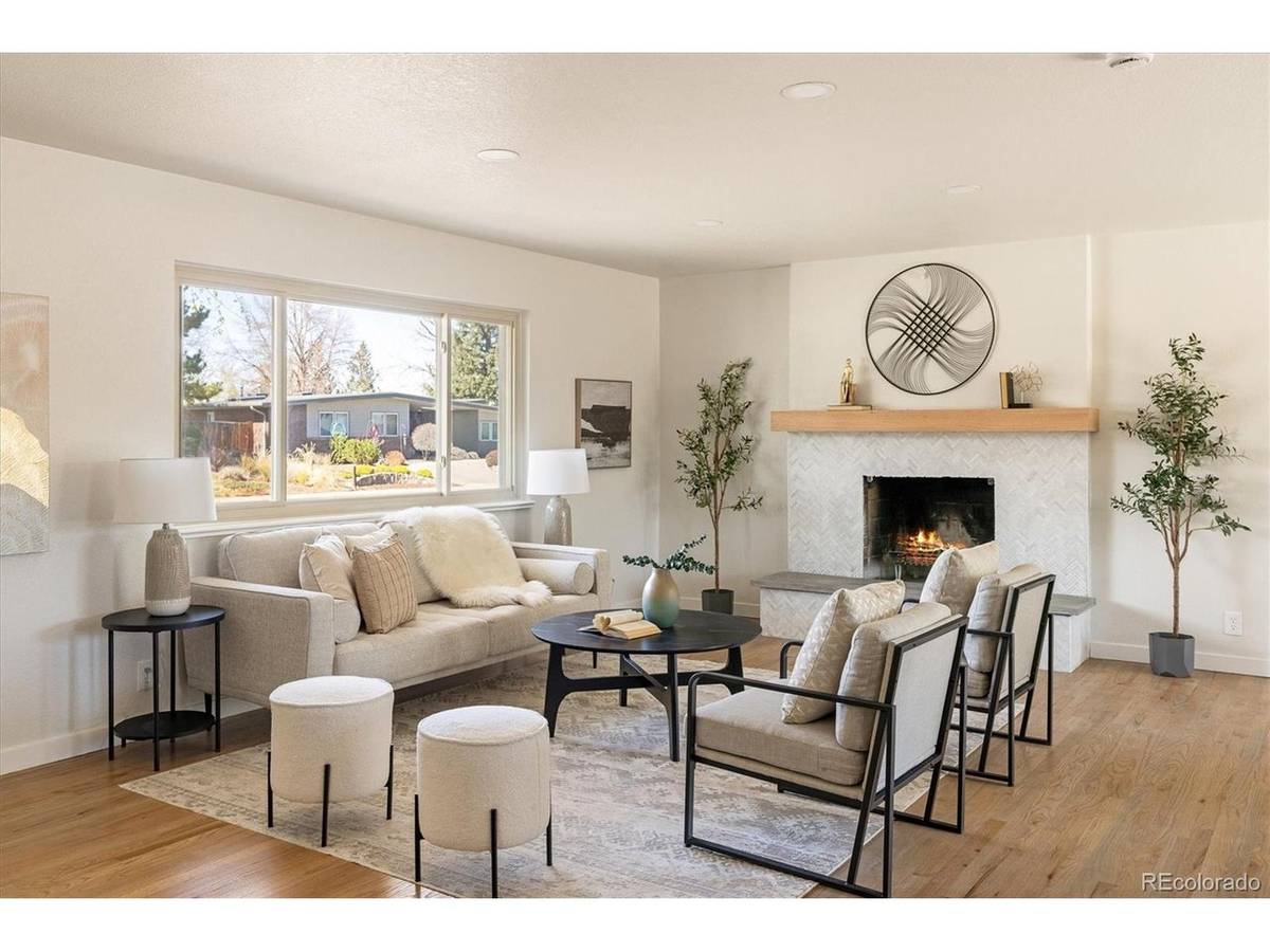11820 W 30th, Lakewood, CO 80215
