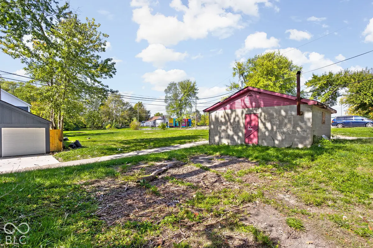 2304 Coyner AVE, Indianapolis, IN 46218