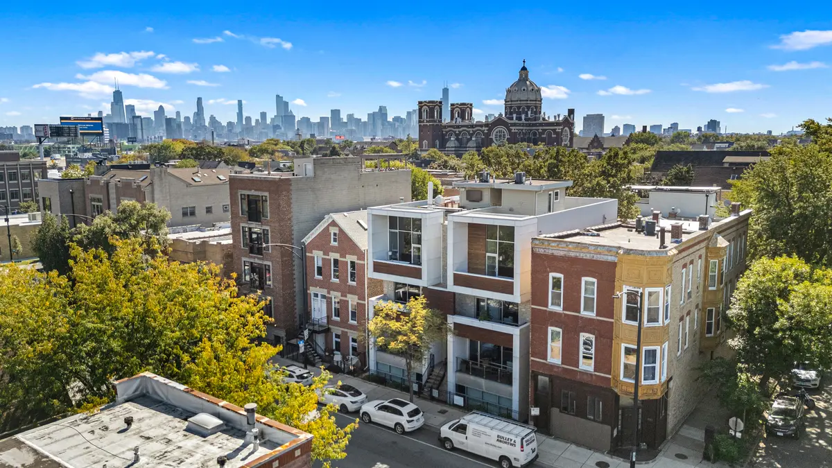 1821 W Armitage AVE #3W, Chicago, IL 60622