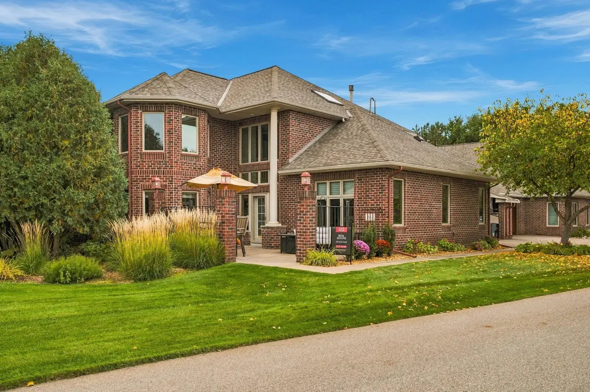 243 W Canyon DR, Hudson, WI 54016