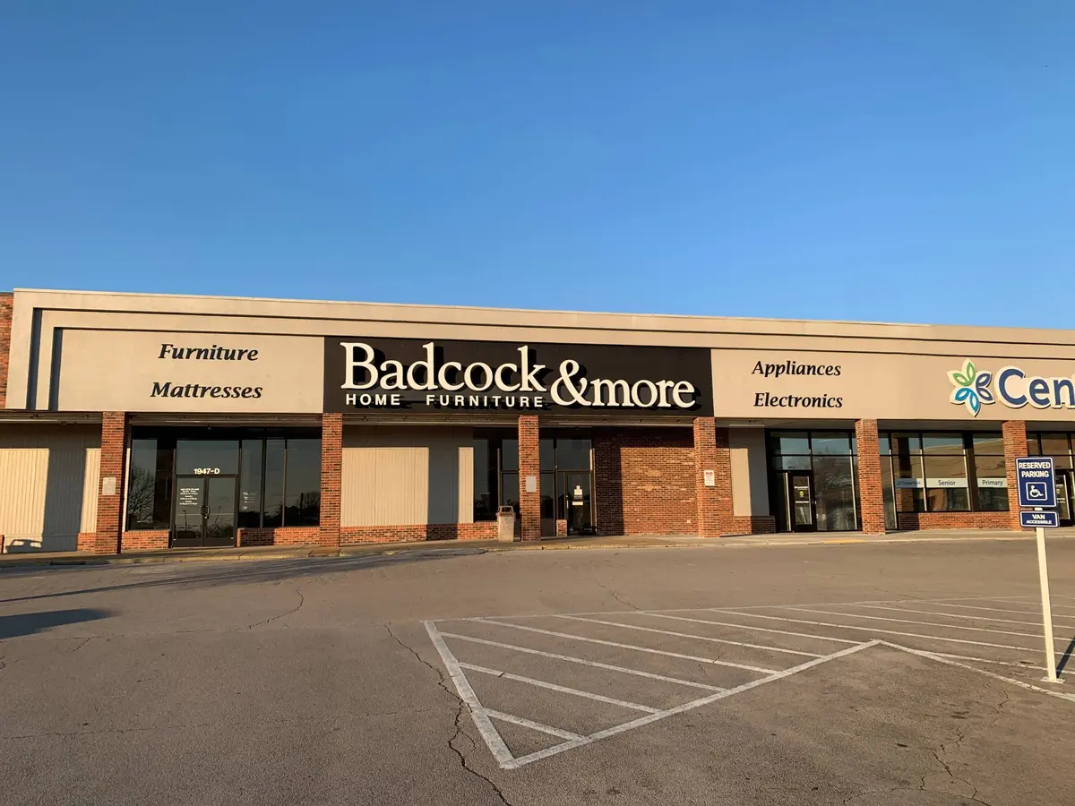 1947 Madison St, Clarksville, TN 37043