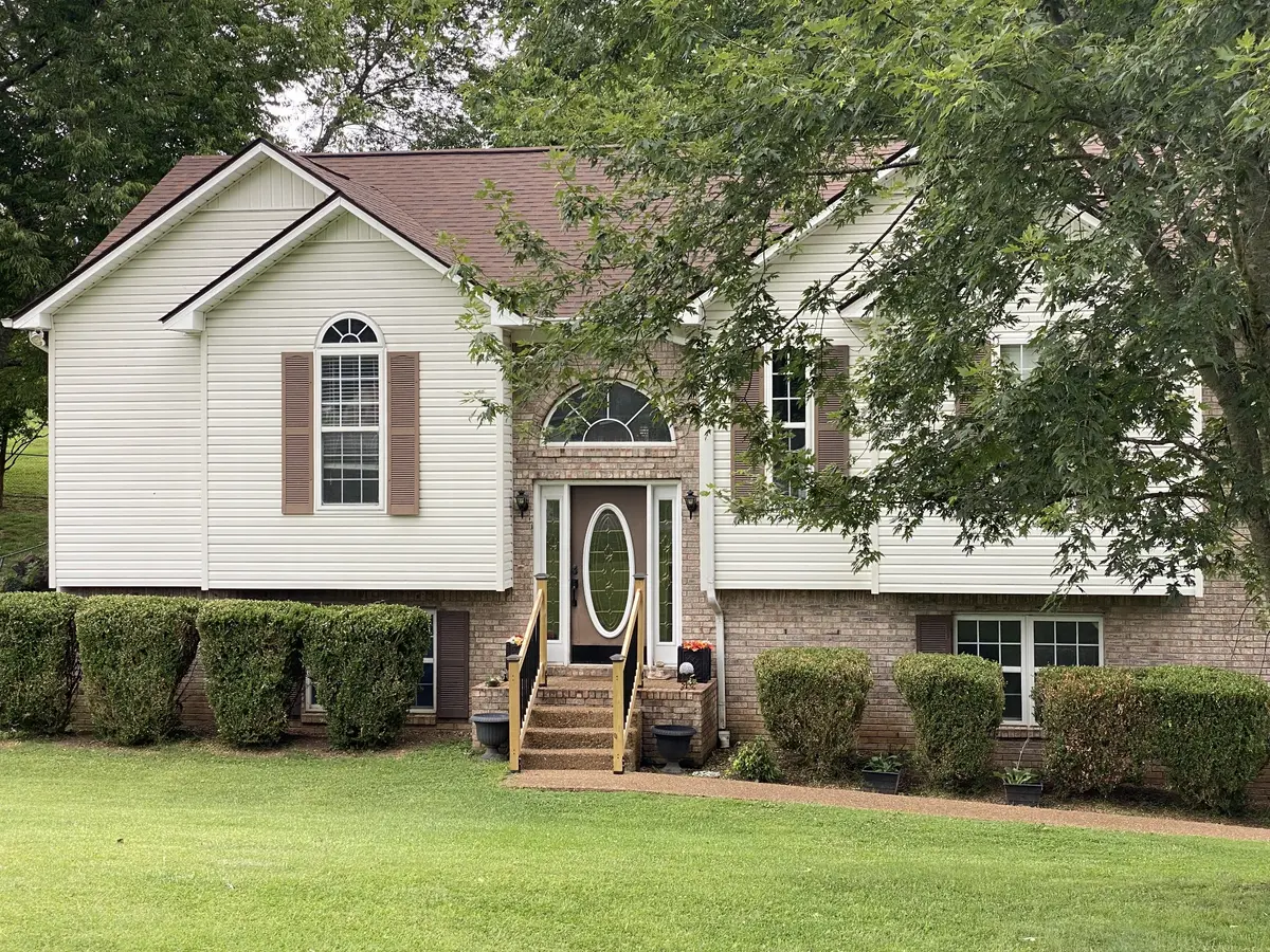 505 Sherry Dr, Columbia, TN 38401