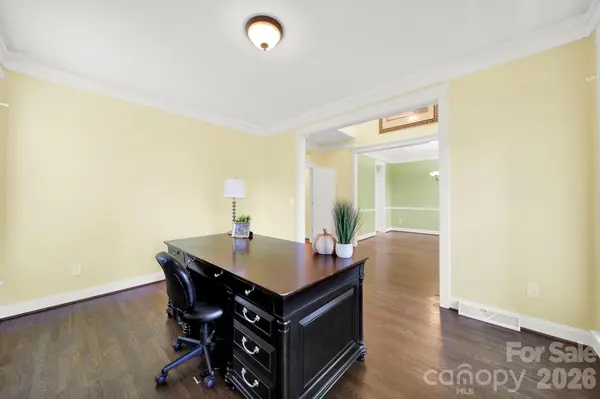 1512 Calvin Hal RD, Lake Wylie, SC 29710