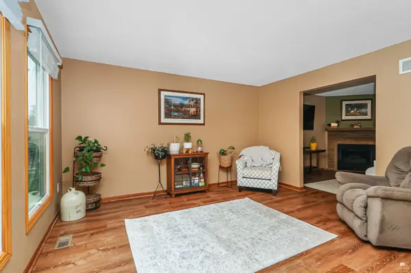 1746 Kings RD, Manhattan, KS 66503