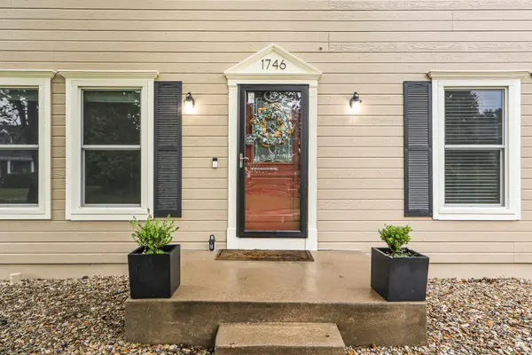 1746 Kings RD, Manhattan, KS 66503
