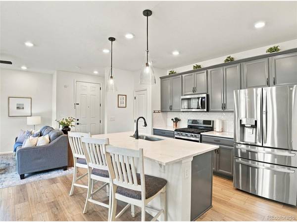 4317 S Netherland, Aurora, CO 80015