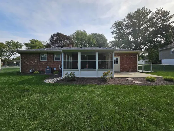 303 Princeton LN, Logansport, IN 46947