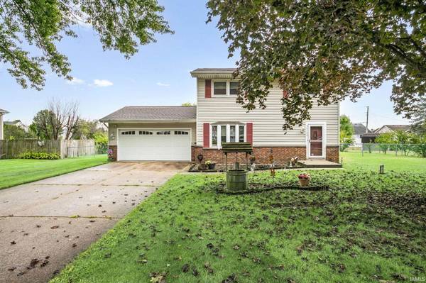 52122 Justine DR, South Bend, IN 46628