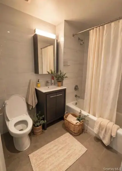 4223 Parsons BLVD #5D, Flushing, NY 11355