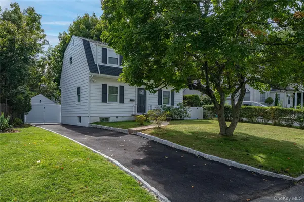 208 Lincoln AVE, Eastchester, NY 10709