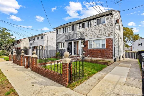 201-46 120TH AVE, Saint Albans, NY 11412