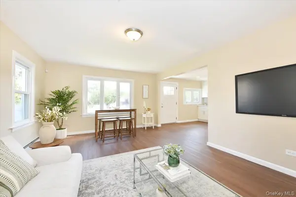 11 Grant ST, Roosevelt, NY 11575