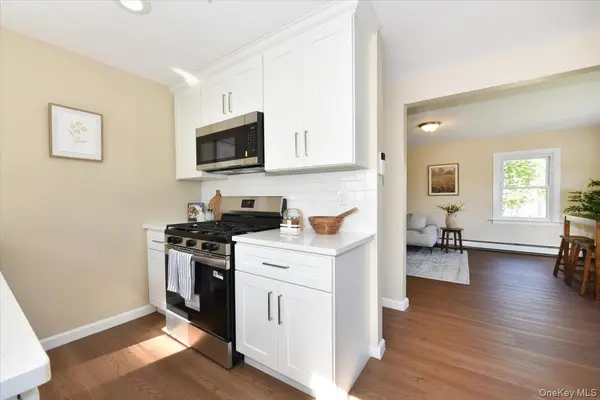 11 Grant ST, Roosevelt, NY 11575